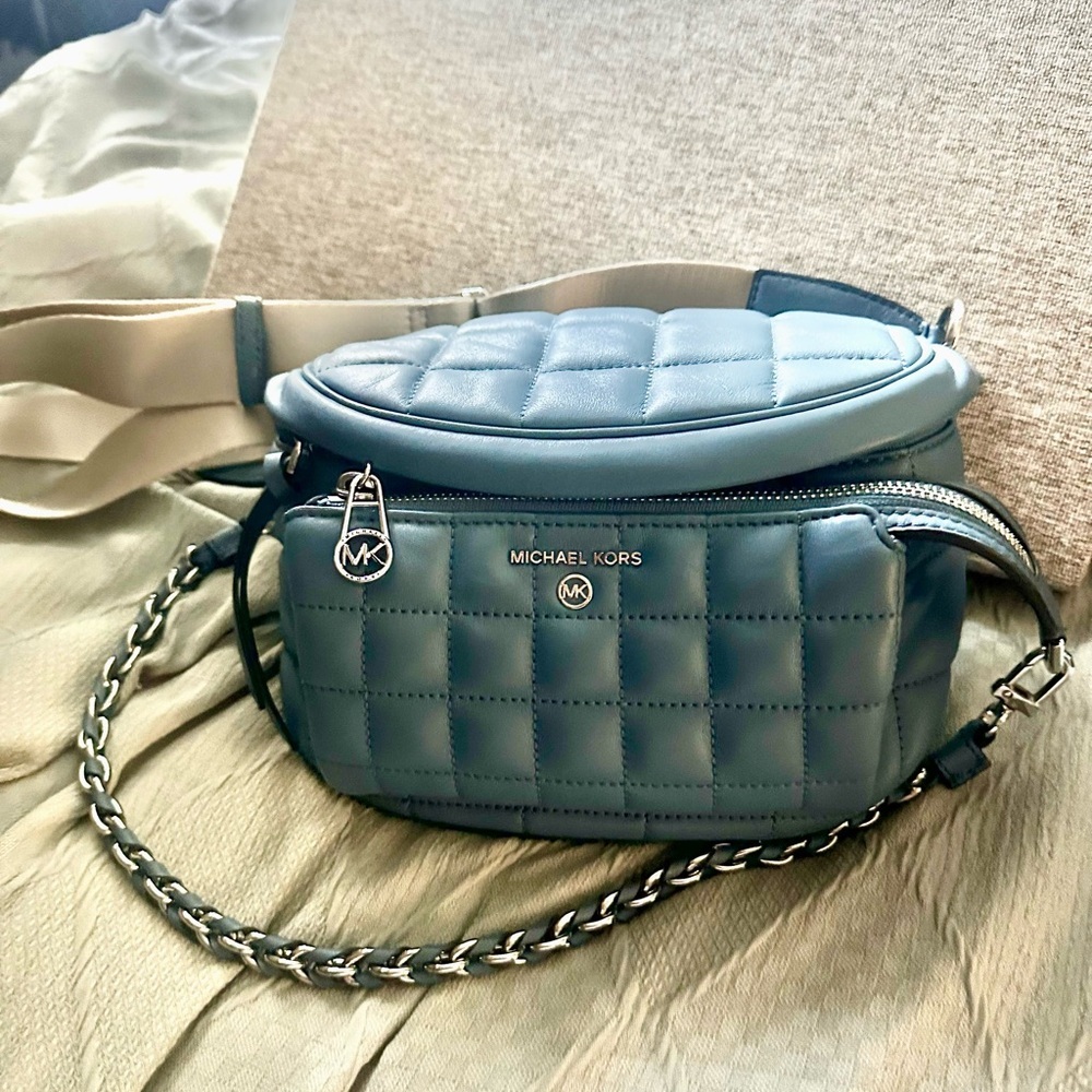 Michael Kors belt bag Bum bag MK Blue Quilted leather Bag Fanny packc crossbody - Picture 10 of 11
